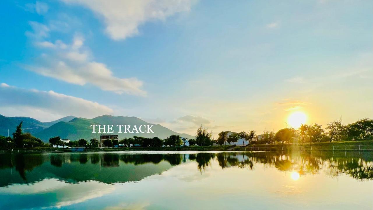 The Track Homestay - Near Bai Dai Beach Cam Lam 外观 照片