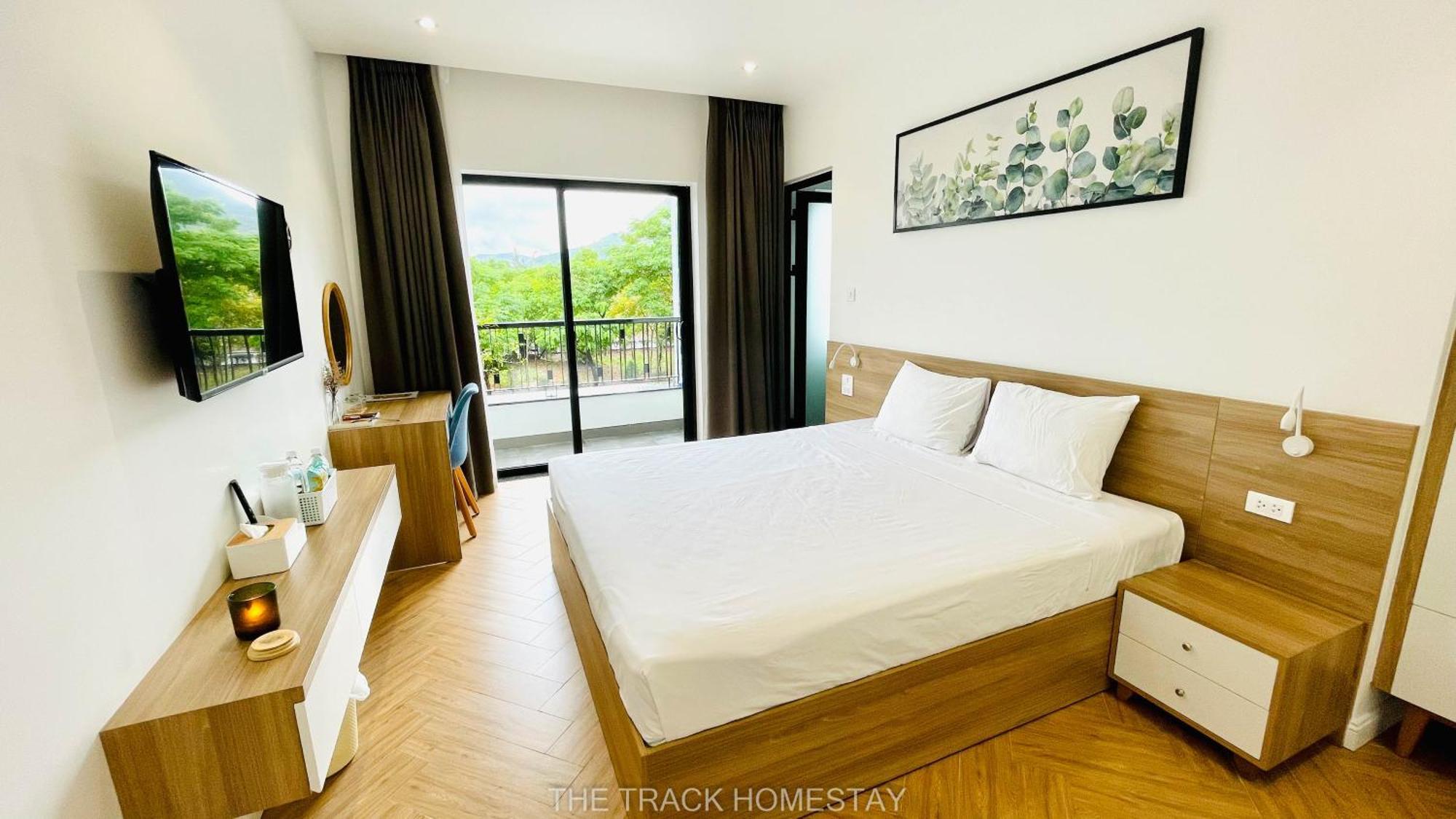 The Track Homestay - Near Bai Dai Beach Cam Lam 外观 照片