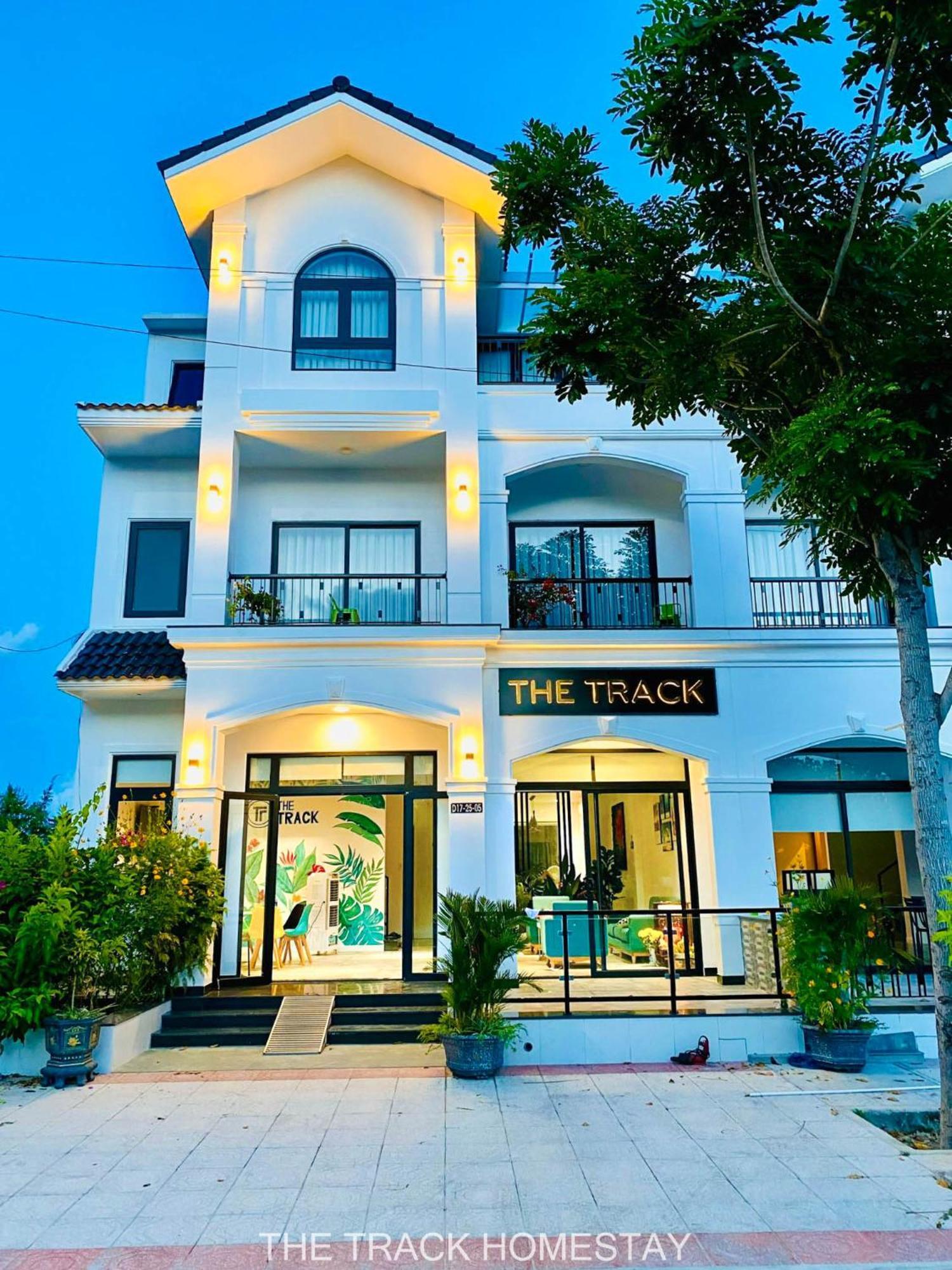 The Track Homestay - Near Bai Dai Beach Cam Lam 外观 照片